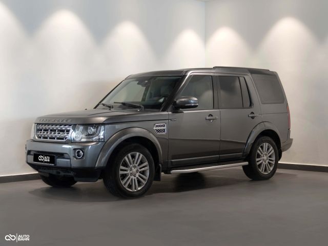 Used - Perfect Condition 2015 Land Rover LR4 HSE Grey exterior with Grey interior at Autobahn Automotive