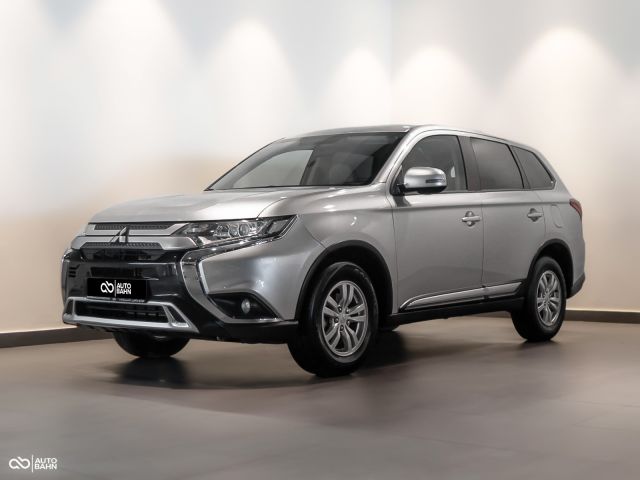 Used - Perfect Condition 2020 Mitsubishi Outlander Silver exterior with Beige interior at Autobahn Automotive