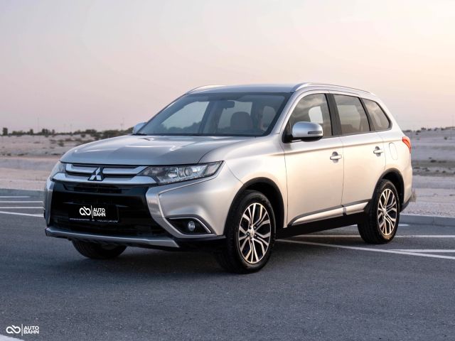 Used - Perfect Condition 2018 Mitsubishi Outlander at Autobahn Automotive