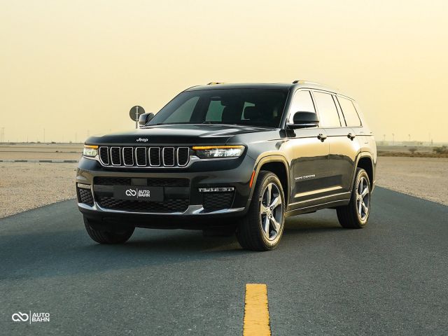 Used - Perfect Condition 2022 Jeep Grand Cherokee Limited Black exterior with Beige interior at Autobahn Automotive