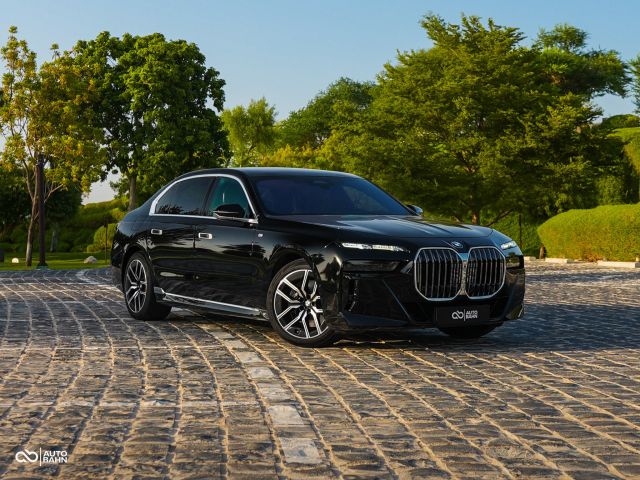 Used - Perfect Condition 2023 BMW 740i Black exterior with Brown interior at Autobahn Automotive